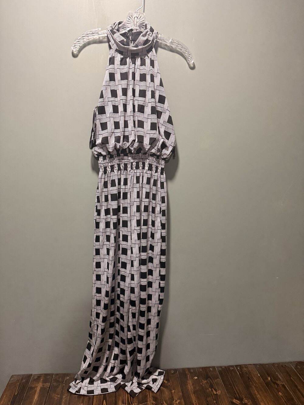 En Focus Women's Halter Neck Jumpsuit Size 8 Black White Stretch Geometric Print